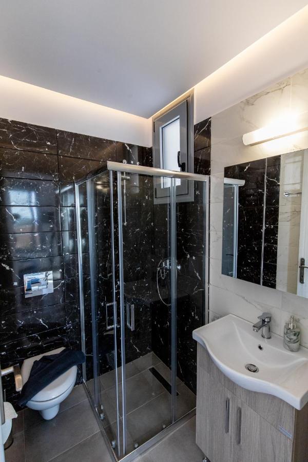 Dorieus Villa Lakhania Bagian luar foto