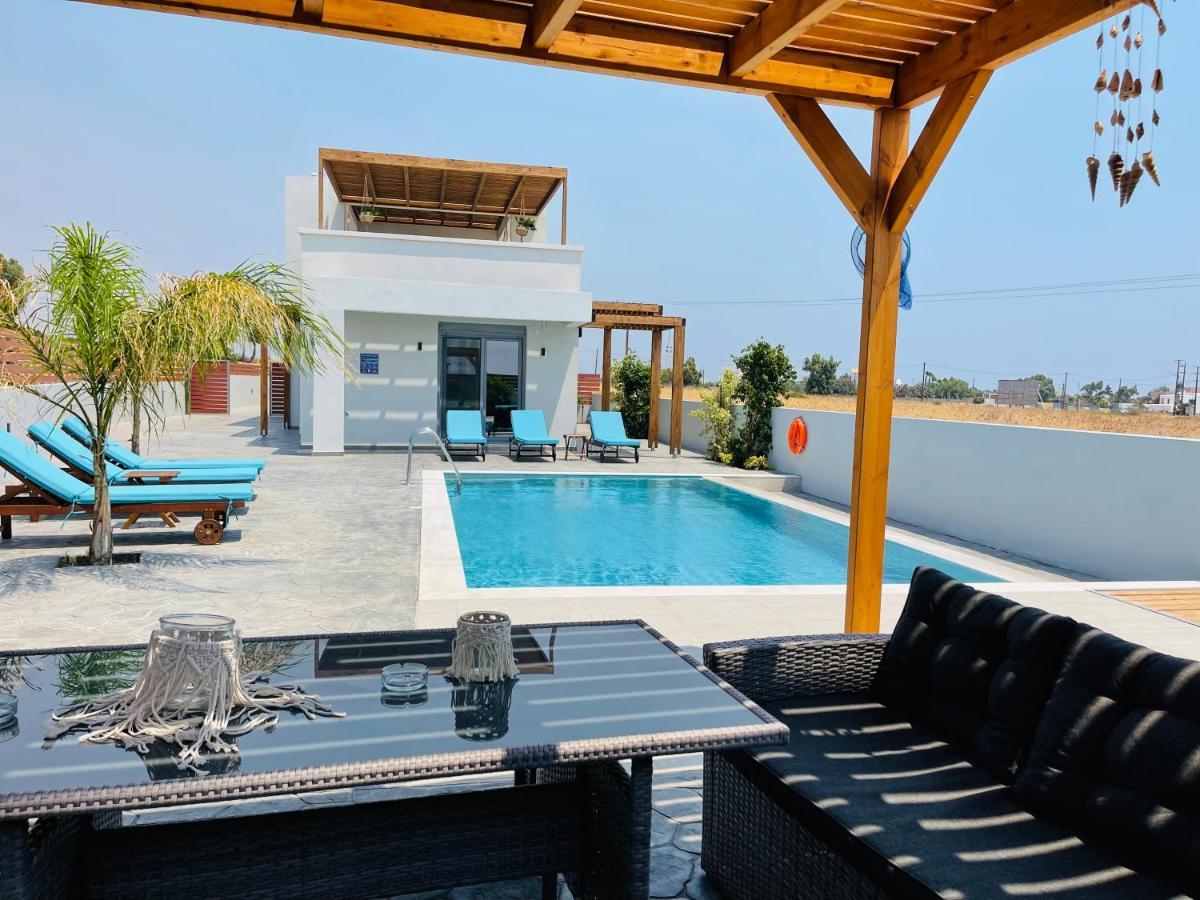 Dorieus Villa Lakhania Bagian luar foto